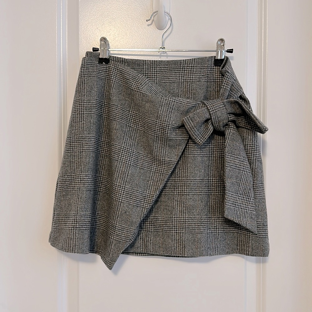 ARITZIA - Wilfred - Tie Front Skirt - Size 2